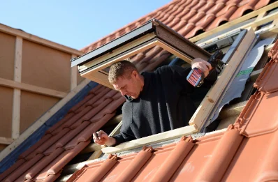 Pose de fenêtres de toit Velux à Santans